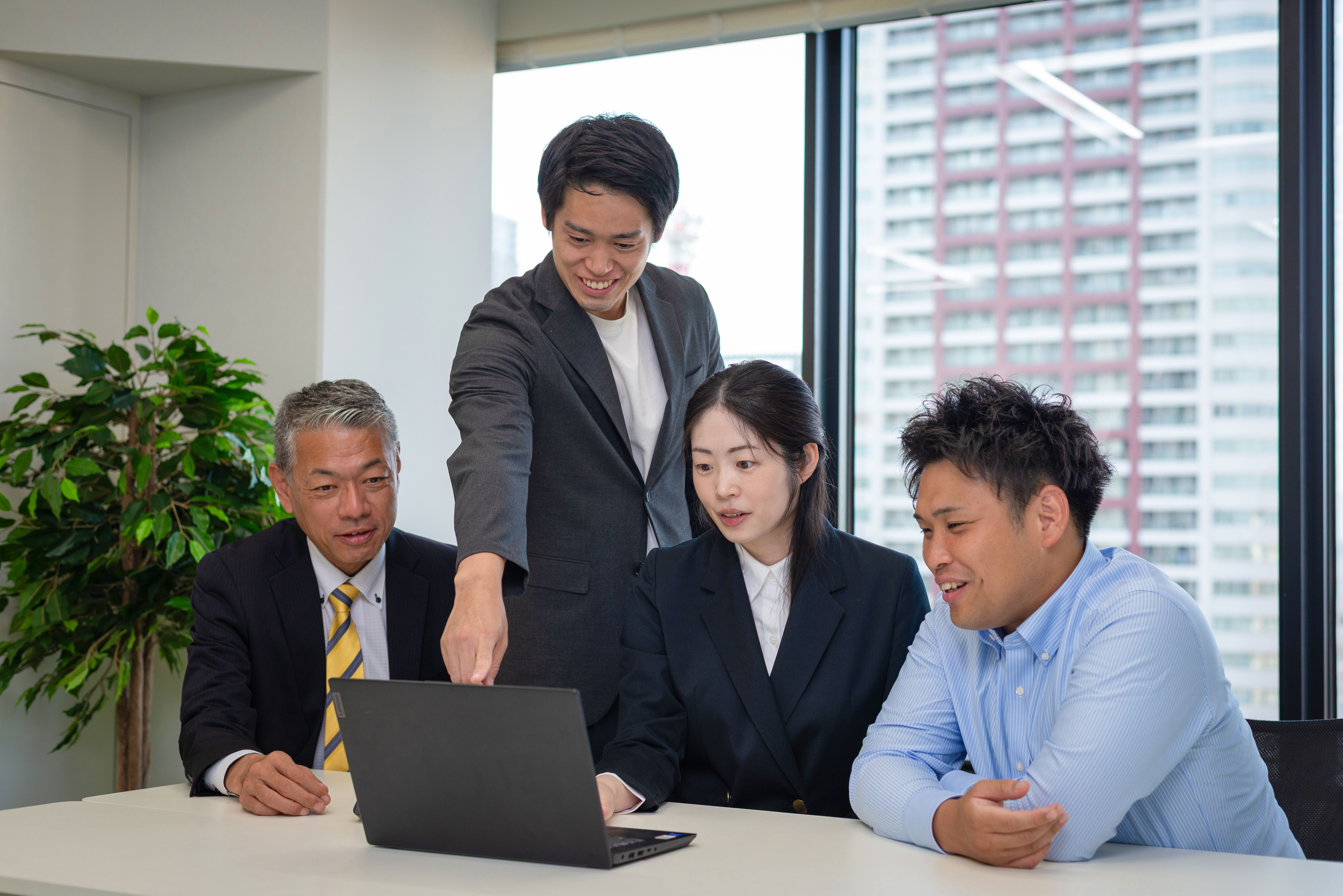 ERP導入支援を担当するERP事業部メンバー